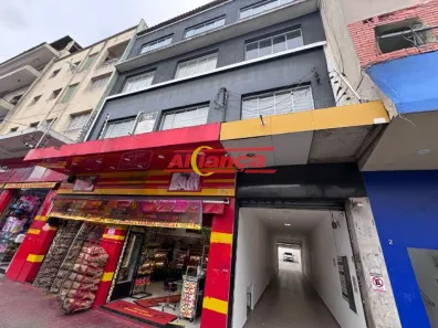 Apartamento com 3 Quartos para alugar, 15m² no Vila Galvão, Guarulhos