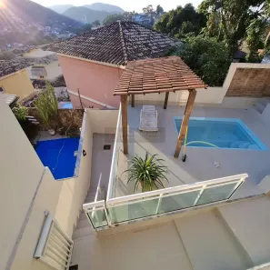 Casa de Condomínio com 3 Quartos à venda, 180m² no Maria Paula, Niterói