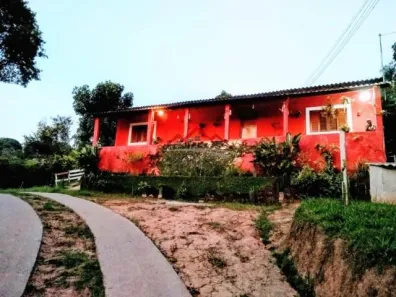 Fazenda/Sítio com 3 Quartos à venda, 200m² no Chácara das Cascatas, Francisco Morato