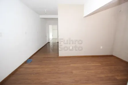 Casa com 2 Quartos à venda, 213m² no Centro, Pelotas