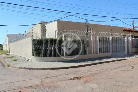 Casa com 3 Quartos à venda, 171m² no Morada do Ouro, Cuiabá