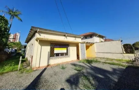 Casa com 3 Quartos à venda, 250m² no América, Joinville