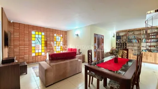 Casa com 3 Quartos para venda ou aluguel, 142m² no Jardim Chapadão, Campinas
