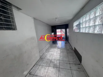 Casa com 1 Quarto para alugar, 210m² no Centro, Guarulhos