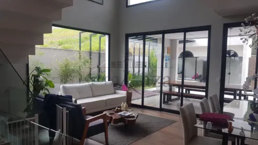 Casa de Condomínio com 4 Quartos à venda, 365m² no Putim, São José dos Campos