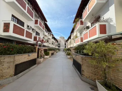 Casa de Condomínio com 3 Quartos à venda, 250m² no Barra da Tijuca, Rio de Janeiro