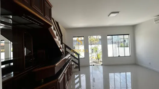 Casa com 4 Quartos à venda, 324m² no Bom Abrigo, Florianópolis