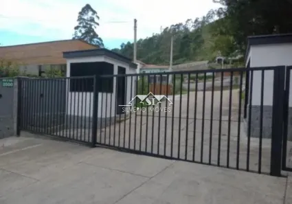 Lote/Terreno à venda, 981m² no Carangola, Petrópolis