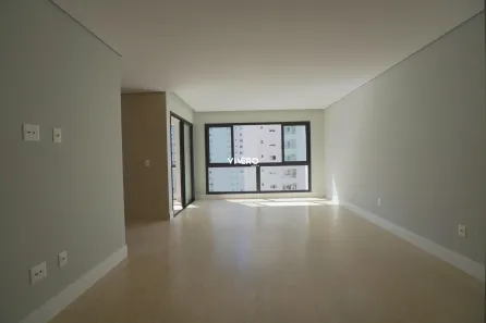 Apartamento com 3 Quartos à venda, 120m² no Centro, Balneário Camboriú