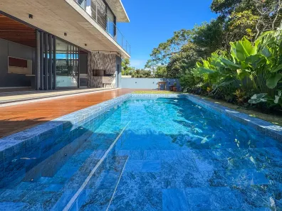 Casa de Condomínio com 5 Quartos à venda, 492m² no Campeche, Florianópolis