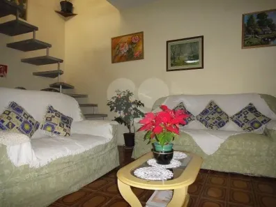 Casa com 3 Quartos à venda, 240m² no Jardim Taboão, São Paulo