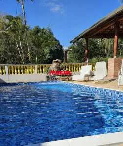 Fazenda/Sítio com 4 Quartos à venda, 200m² no Jardim Santa Hermínia, São José dos Campos