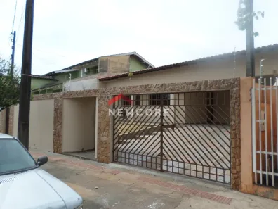Casa com 3 Quartos à venda, 186m² no Alpes, Londrina