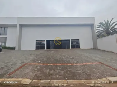 Galpão/Depósito/Armazém à venda, 695m² no Centro, Cascavel