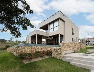 Casa de Condomínio com 4 Quartos à venda, 232m² no Gravatá Centro, Gravatá
