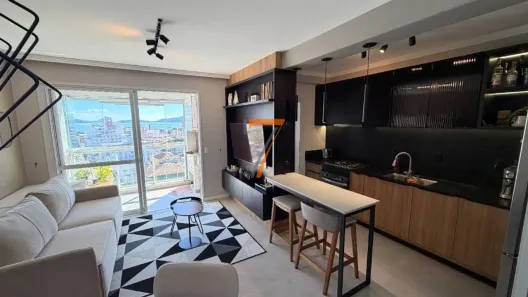 Apartamento com 2 Quartos à venda, 80m² no Canto, Florianópolis