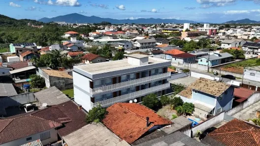 Prédio Comercial à venda, 590m² no Barra do Aririú, Palhoça