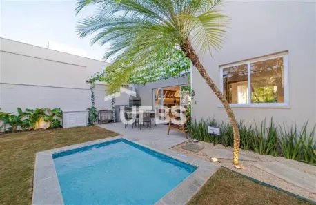Casa de Condomínio com 4 Quartos à venda, 167m² no Jardins Berlim, Senador Canedo