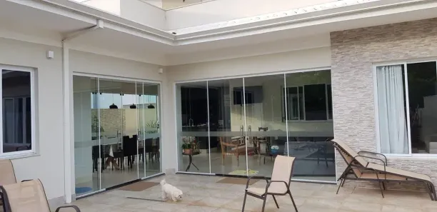Sobrado com 4 Quartos para alugar, 470m² no Jardim Imperial, Cuiabá