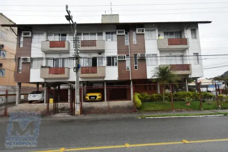 Apartamento com 2 Quartos para alugar, 53m² no Canasvieiras, Florianópolis