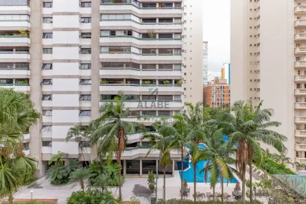 Apartamento com 4 Quartos à venda, 150m² no Vila Uberabinha, São Paulo