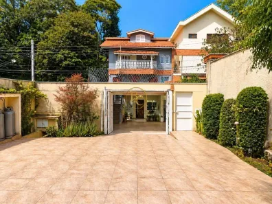 Casa com 3 Quartos para alugar, 230m² no Horto Florestal, São Paulo
