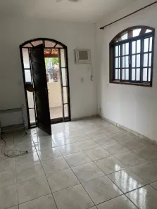 Casa com 4 Quartos à venda, 297m² no Rocha, São Gonçalo