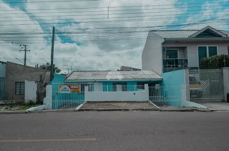 Lote/Terreno à venda, 200m² no Pinheirinho, Curitiba