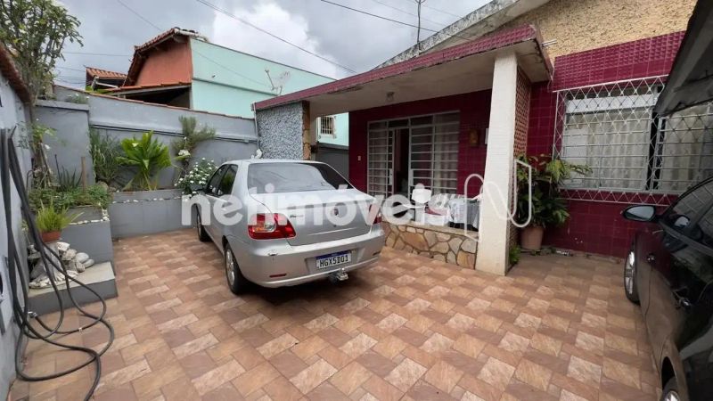 Casa com 5 quartos — Alto Caiçaras, Belo Horizonte