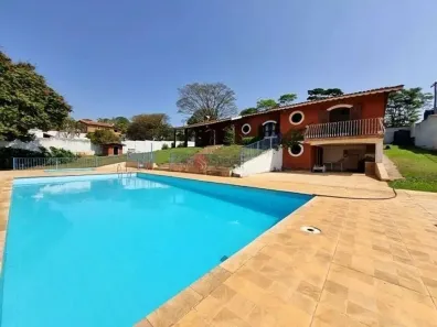 Fazenda/Sítio com 4 Quartos à venda, 350m² no Jardim Estância Brasil, Atibaia