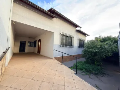 Casa com 3 Quartos à venda, 150m² no Residencial Flamboyant, Anápolis