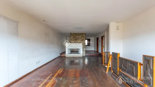 Casa com 3 Quartos à venda, 294m² no Chácara das Pedras, Porto Alegre