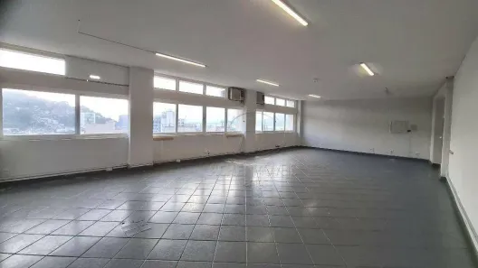 Sala Comercial para alugar, 120m² no Centro, Santos
