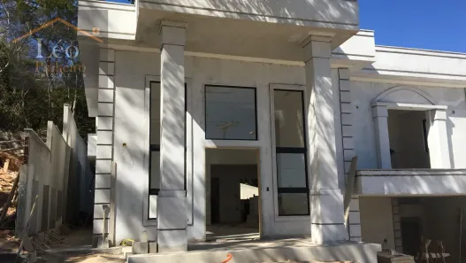 Casa de Condomínio com 4 Quartos à venda, 242m² no Granja dos Cavaleiros, Macaé