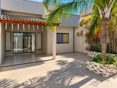 Casa com 3 Quartos à venda, 106m² no Vila Galvão, Senador Canedo