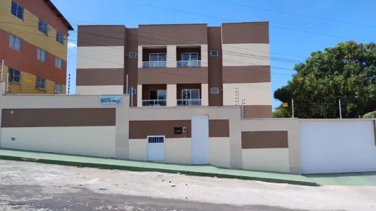 Apartamento com 3 Quartos para venda ou aluguel, 80m² no Icaraí, Caucaia