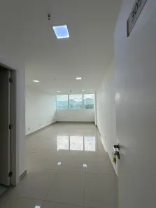 Ponto Comercial para venda ou aluguel, 28m² no São Francisco, Cariacica