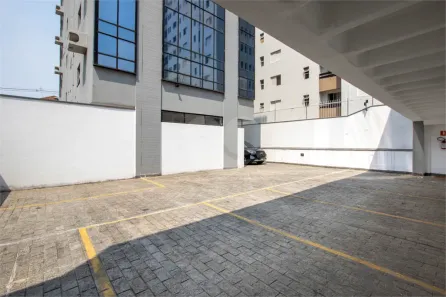 Prédio Comercial para alugar, 2040m² no Barra Funda, São Paulo