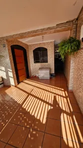 Sobrado com 3 Quartos à venda, 160m² no Vila Tibério, Ribeirão Preto