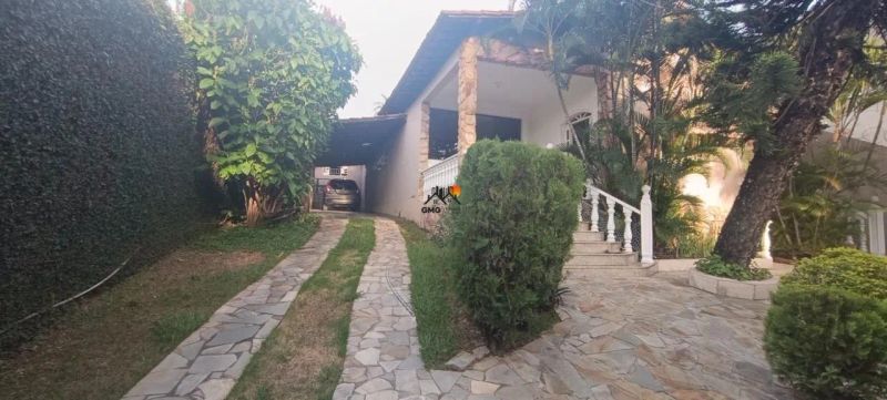 Casa com 3 quartos — Céu Azul, Belo Horizonte