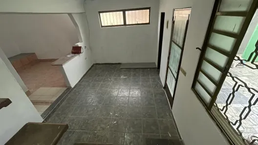 Sobrado com 2 Quartos para alugar, 120m² no Setor Leste Universitário, Goiânia