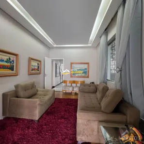 Casa com 3 Quartos à venda, 229m² no Carlos Prates, Belo Horizonte