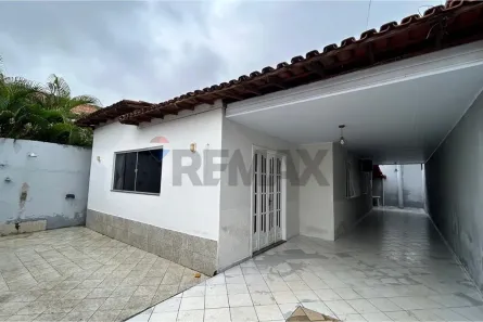 Casa com 2 Quartos para alugar, 150m² no Vila Caraípe, Teixeira de Freitas