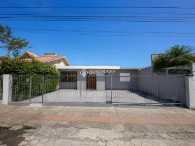 Casa com 3 Quartos para alugar, 126m² no Santa Mônica, Florianópolis