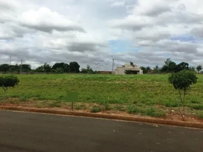 Lote/Terreno à venda, 235m² no Condomínio Damha Fit I e II, Ipiguá