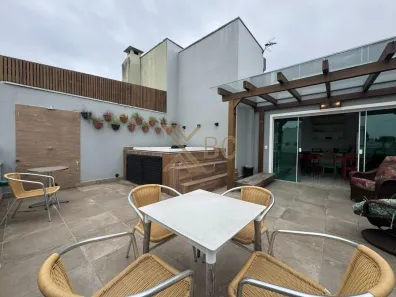 Casa com 3 Quartos à venda, 255m² no Praia dos Amores, Balneário Camboriú