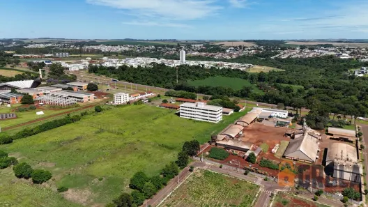Lote/Terreno à venda, 6006m² no Área Urbanizada I, Campo Mourão
