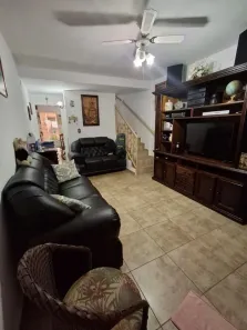 Sobrado com 2 Quartos à venda, 70m² no Vila Paranaguá, São Paulo
