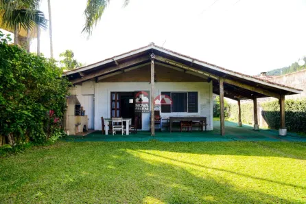 Casa com 2 Quartos à venda, 91m² no Martim de Sá, Caraguatatuba