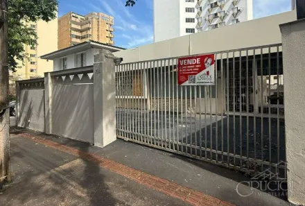 Imóvel Comercial com 8 Quartos para alugar, 243m² no Centro, Londrina